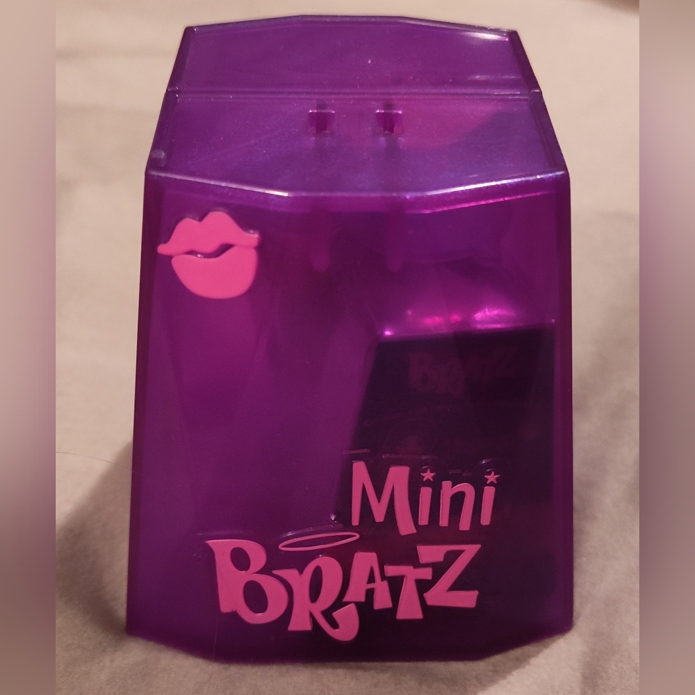 NEW! Mini Bratz Dolls (Set Of 2)